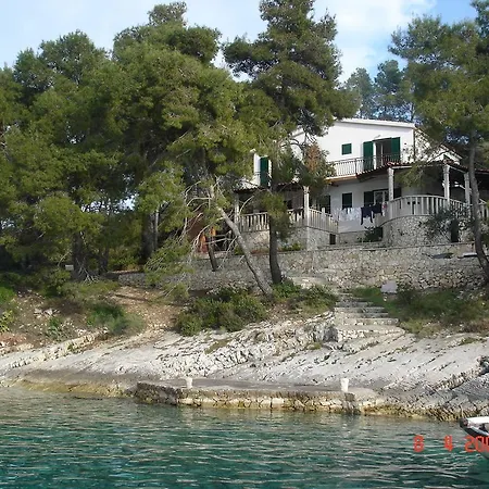 Terra Nostra Hvar