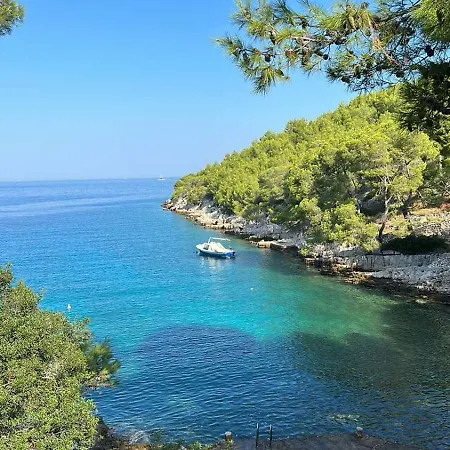Terra Nostra Hvar